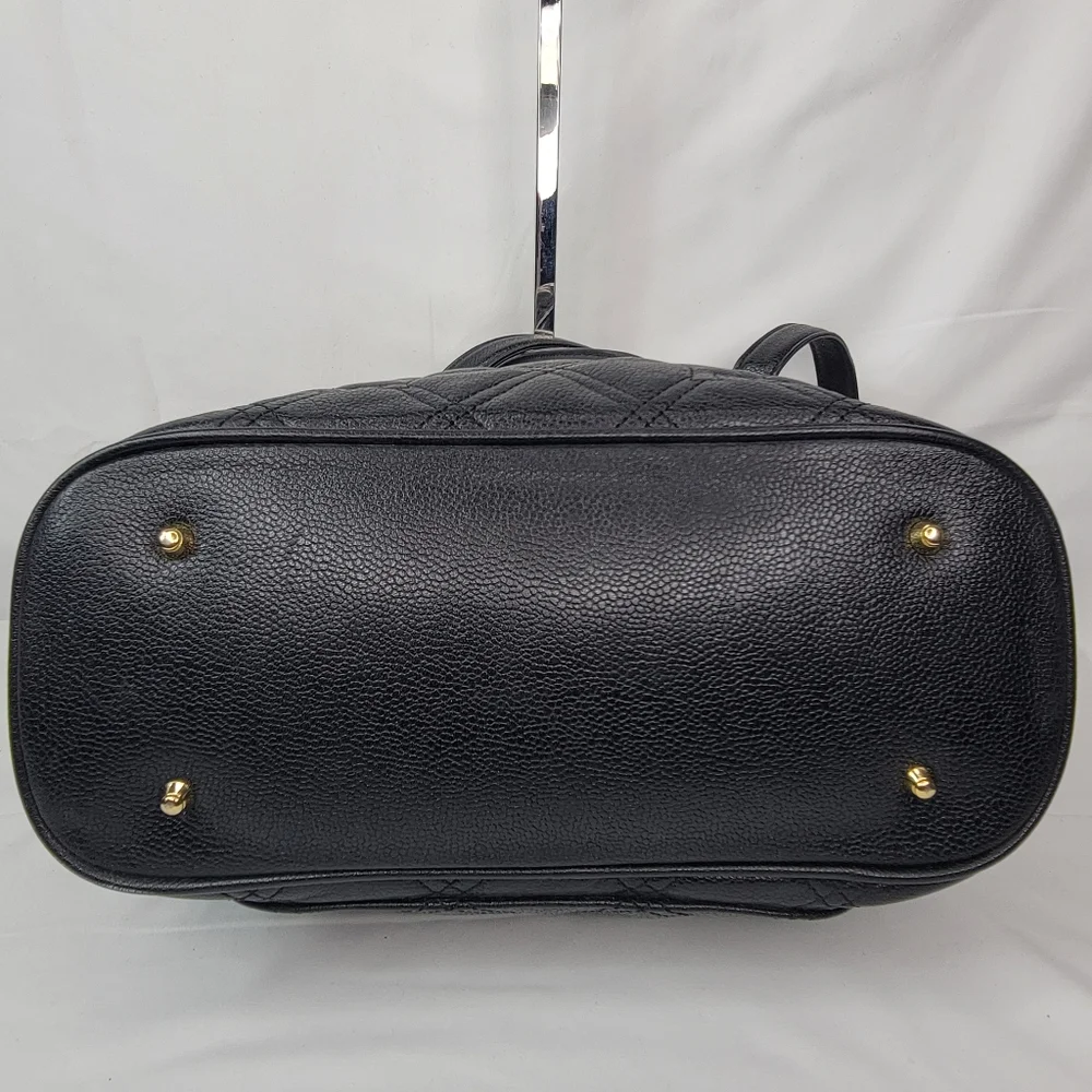 Metrocity Luxury Brand Black Quilted Tote‎ Bag with Gold Accents